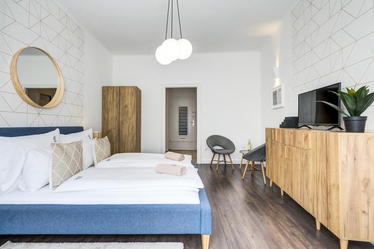 Appartamento D.Five Harmony Studio At Vaci Street Budapest Esterno foto