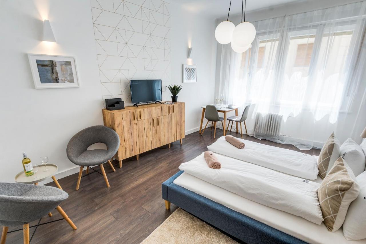 Appartamento D.Five Harmony Studio At Vaci Street Budapest Esterno foto